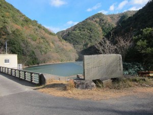川股ダム